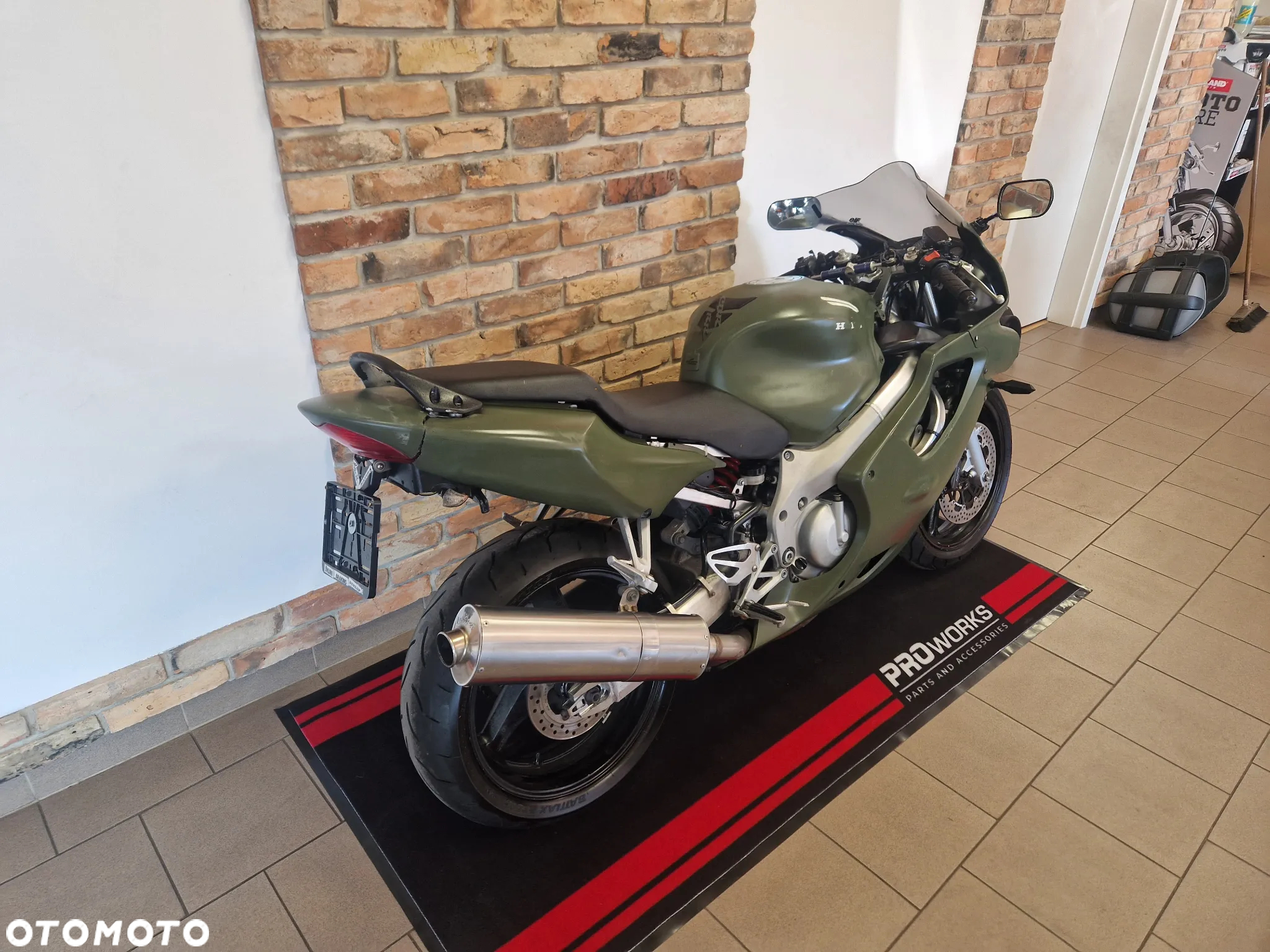 Honda CBR - 18