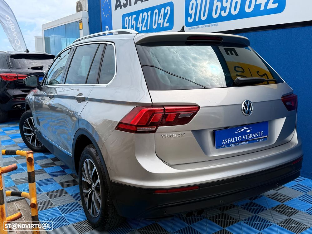 VW Tiguan 1.6 TDI Confortline - 2