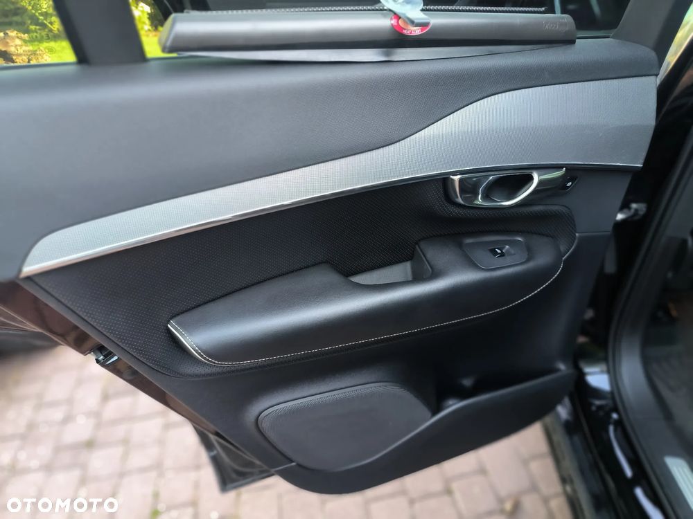 Volvo XC 90 T6 AWD R-Design 7os - 19