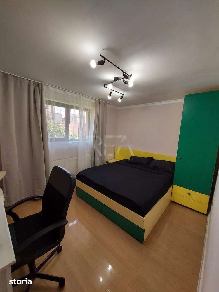 3 camere Vitan, centrala, an 1996, metrou — fotografia 3
