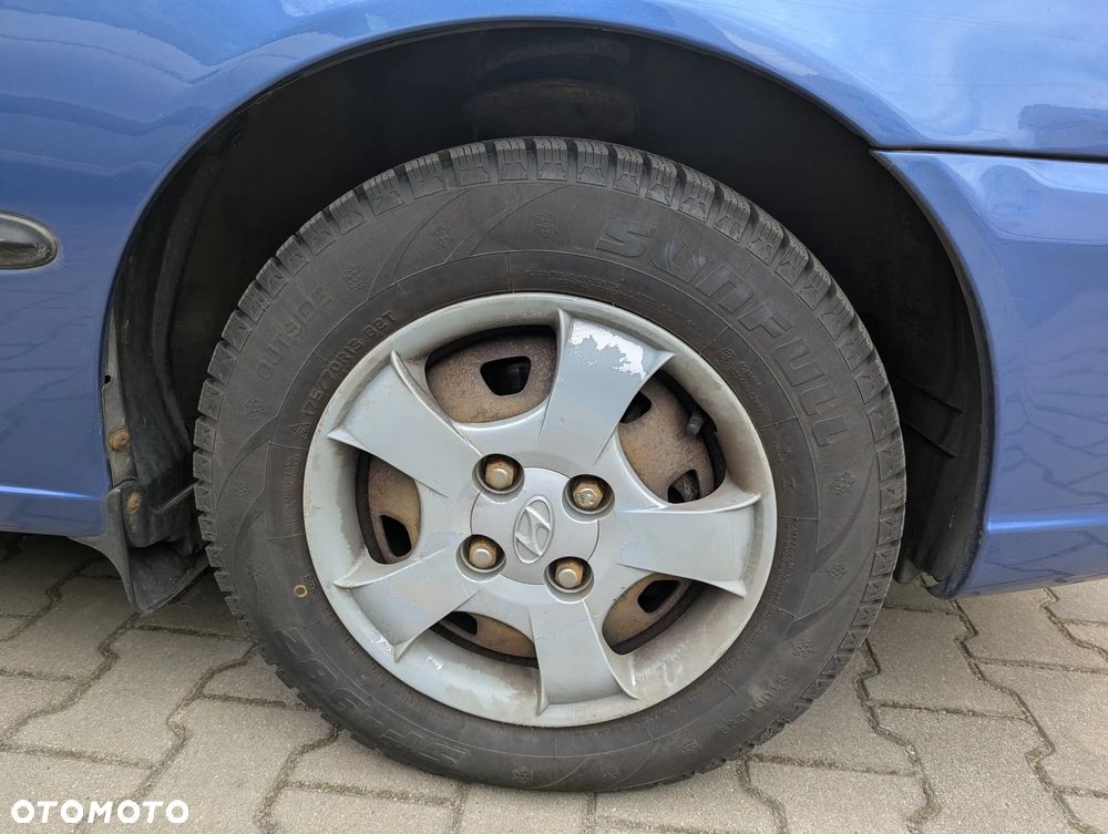 Hyundai Accent 1.5 Comfort - 28