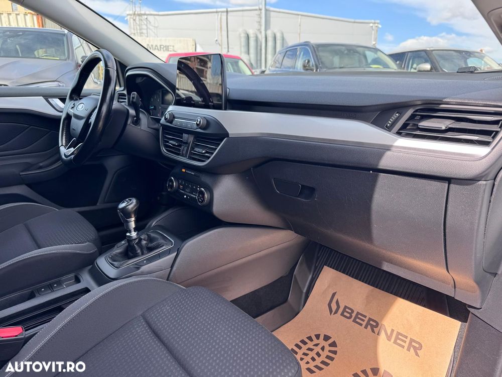 Ford Focus 1.5 EcoBlue Start-Stopp-System COOL&CONNECT - 12