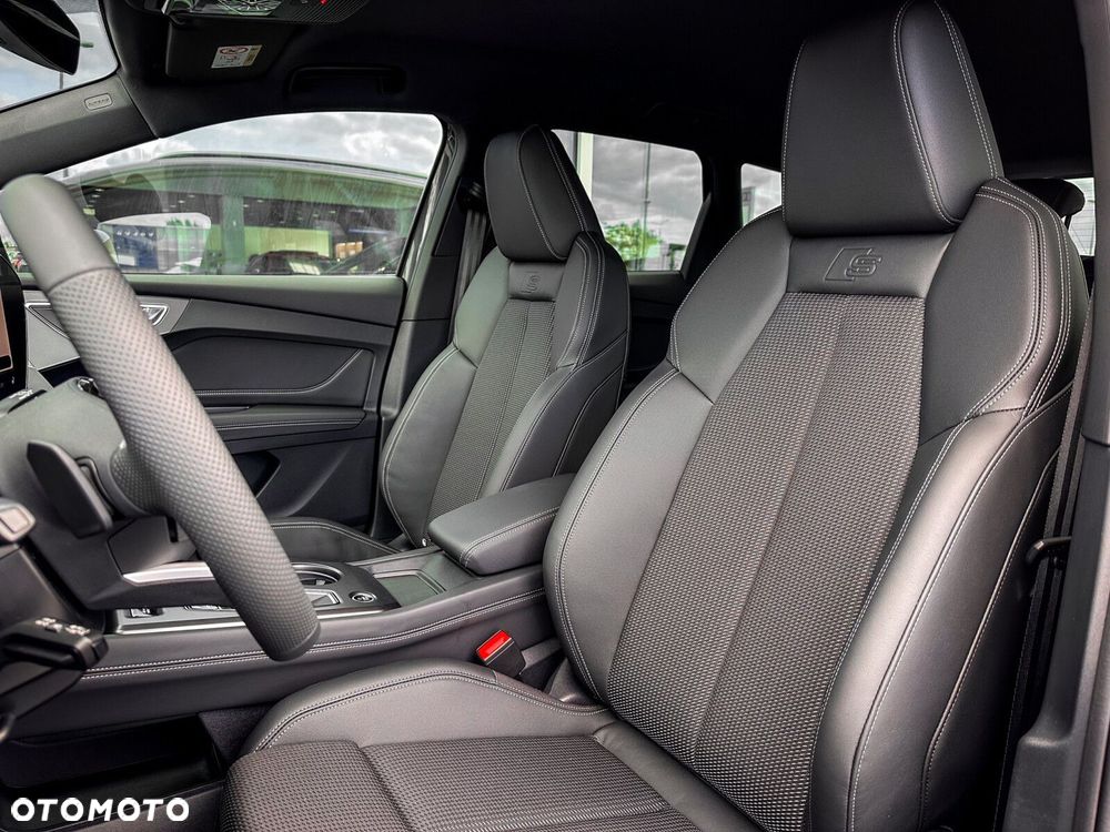 Audi Q4 e-tron - 23