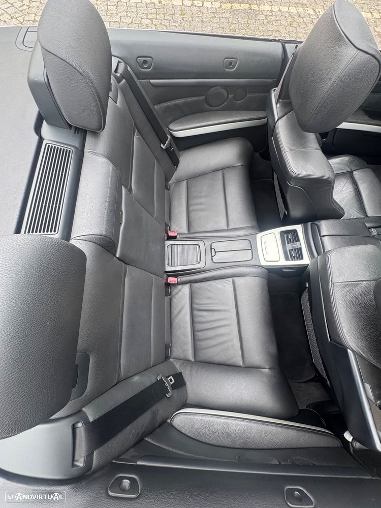 BMW 330 d Auto - 17