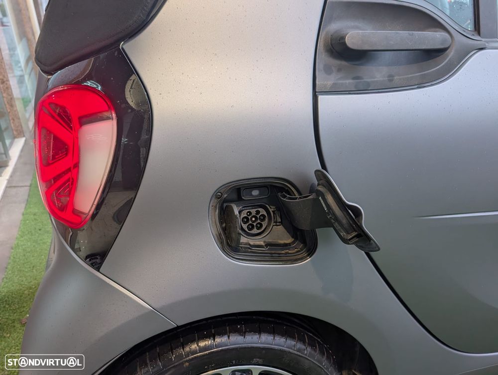 Smart Fortwo Cabrio EQ passion - 19