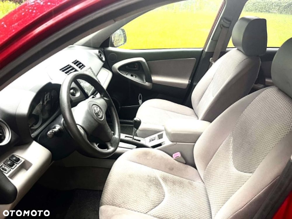 Toyota RAV4 2.4 VVT-i Sport - 11