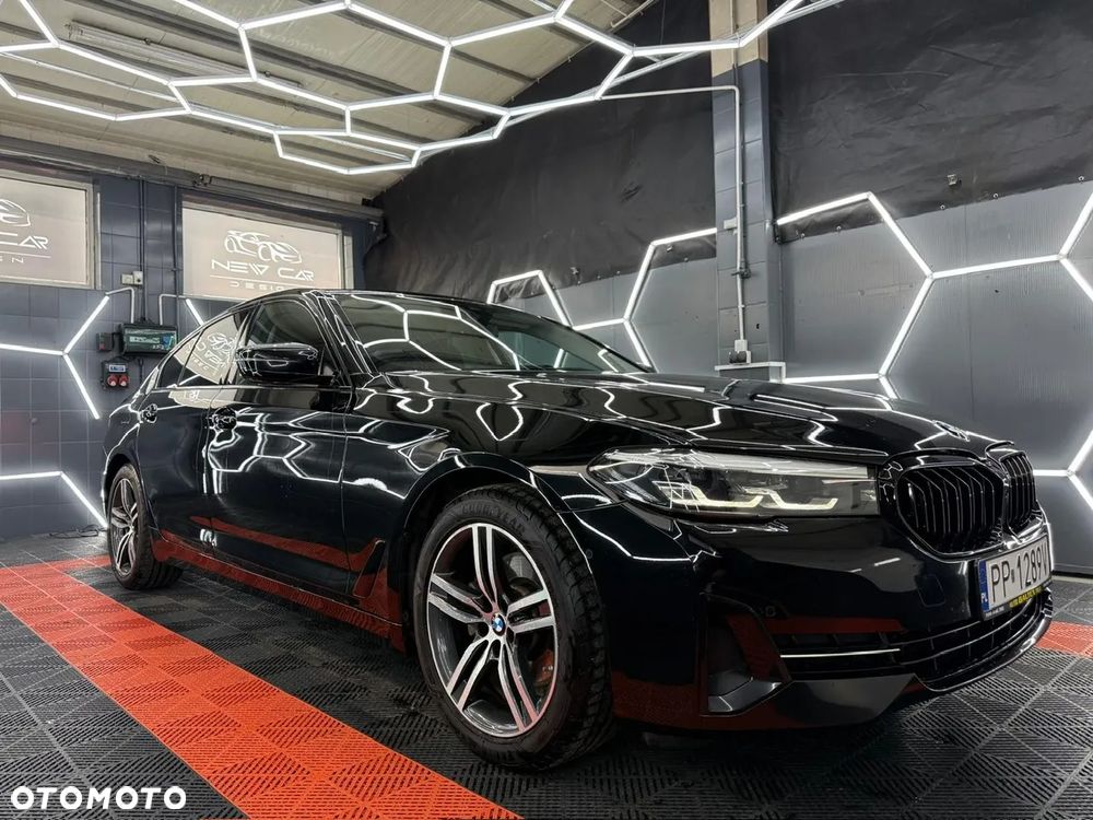 BMW Seria 5 520d M Sport Edition - 11
