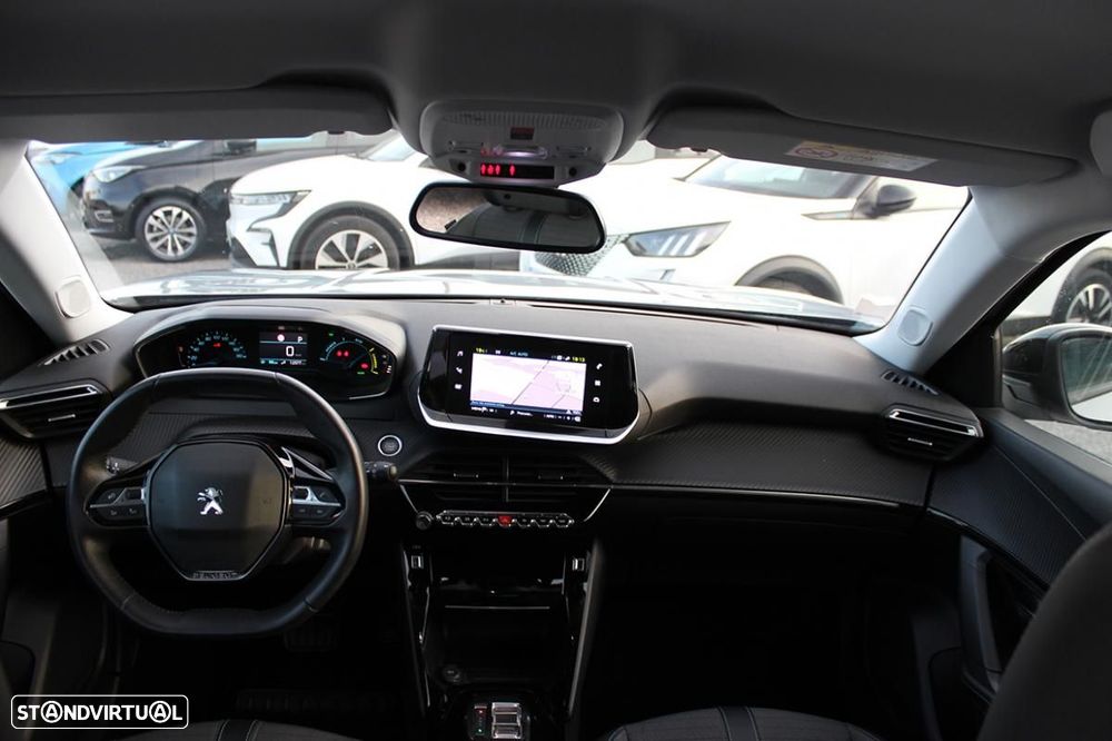 Peugeot e-2008 Allure - 38