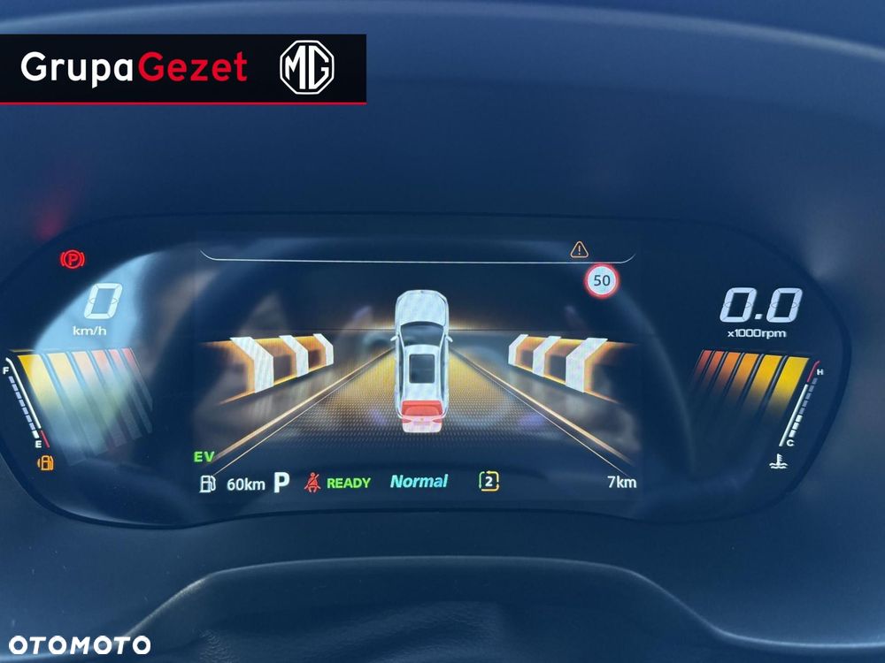 MG ZS - 15
