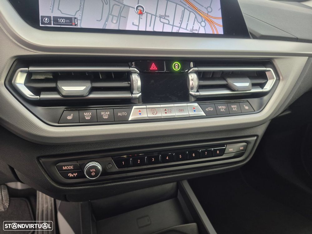 BMW 116 i Line Sport - 16