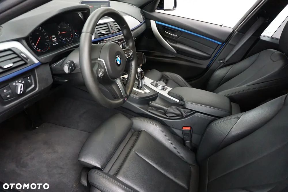BMW Seria 3 - 18