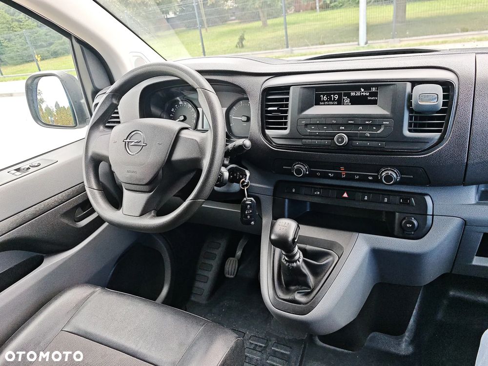 Opel VIVARO - 21