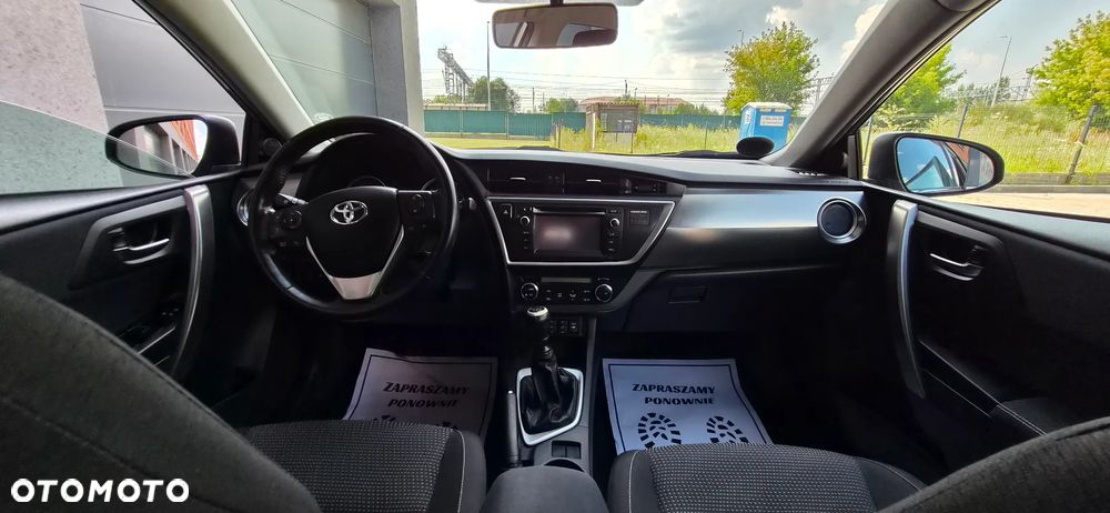 Toyota Auris 1.6 Premium - 27