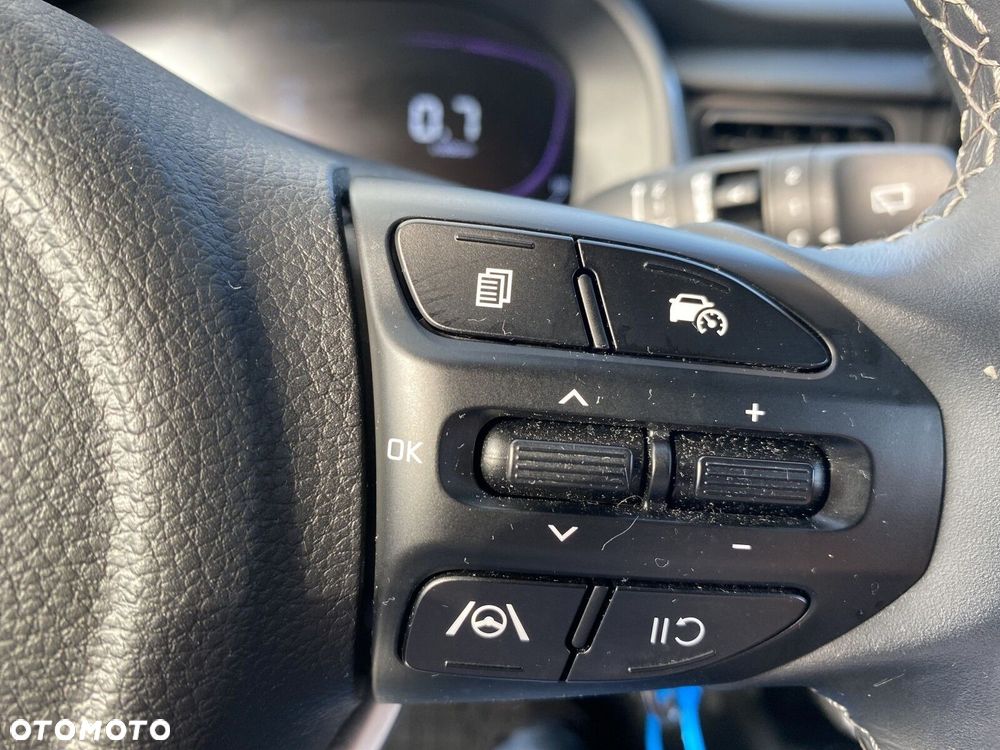 Kia Stonic - 21