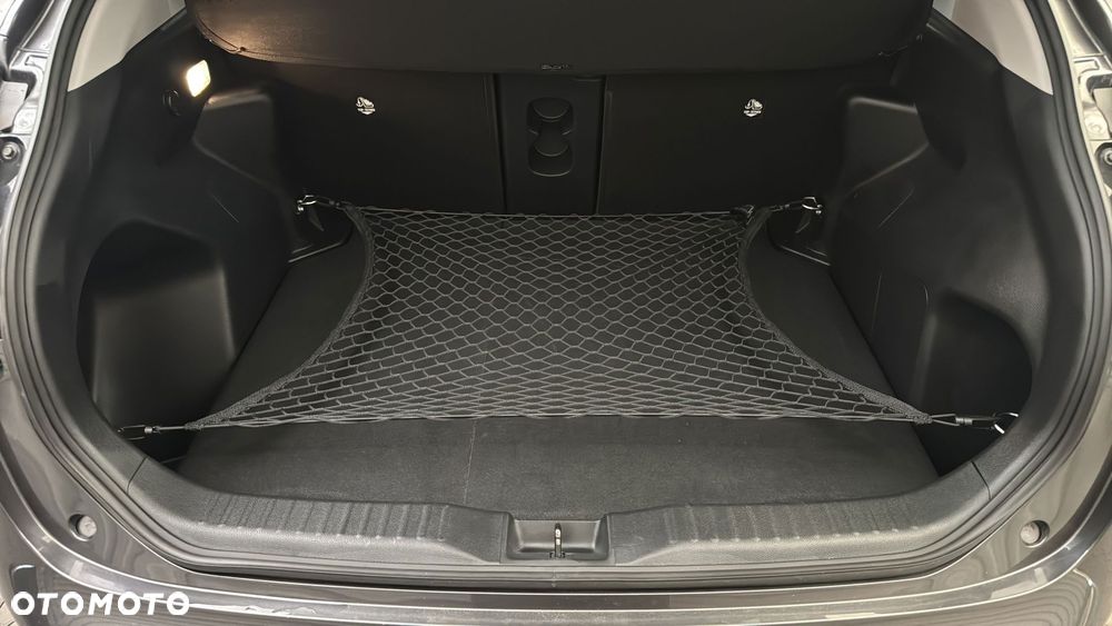 Toyota Yaris Cross Hybrid 1.5 Executive - 12