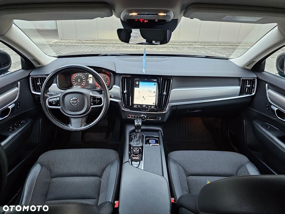 Volvo V90 D4 AWD Geartronic Momentum - 22