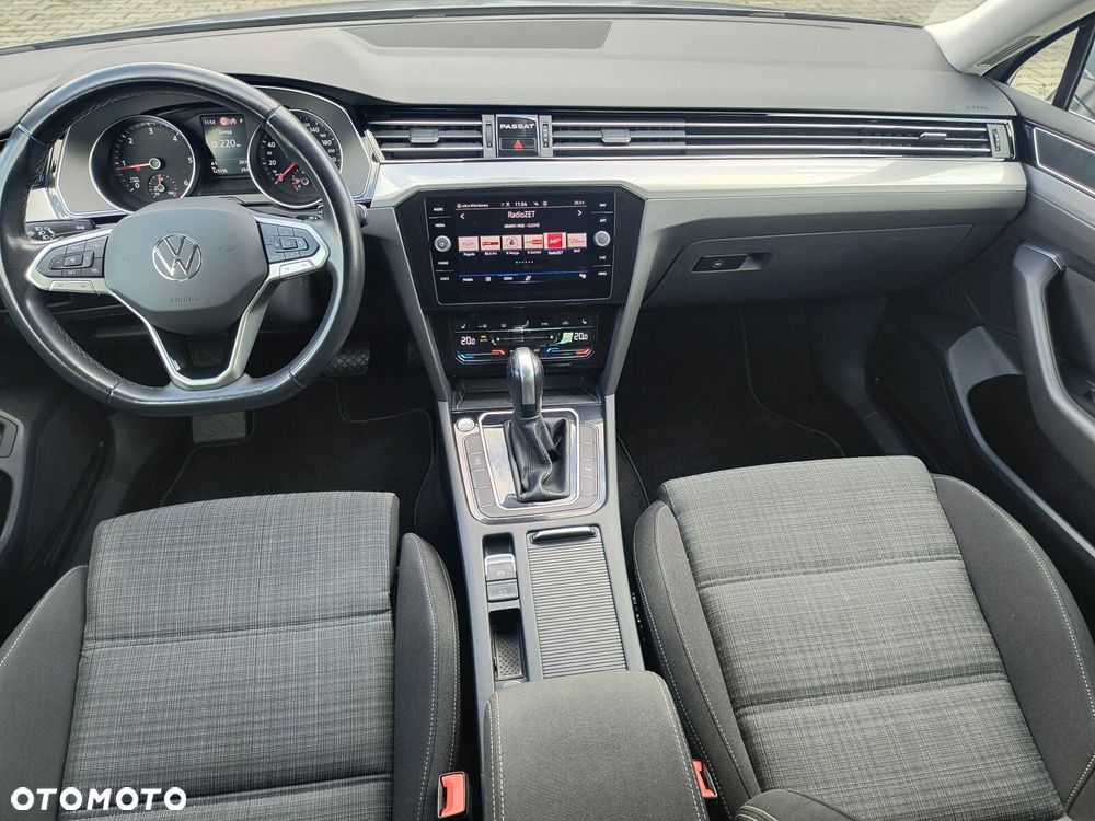 Volkswagen Passat 2.0 TDI EVO Business DSG - 9