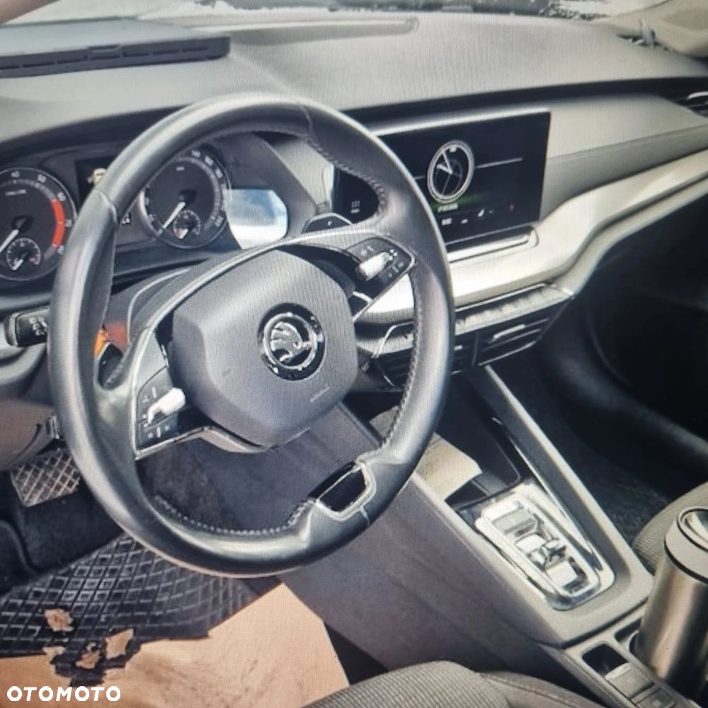 Skoda Octavia 2.0 TSI 4x4 DSG Ambition - 4