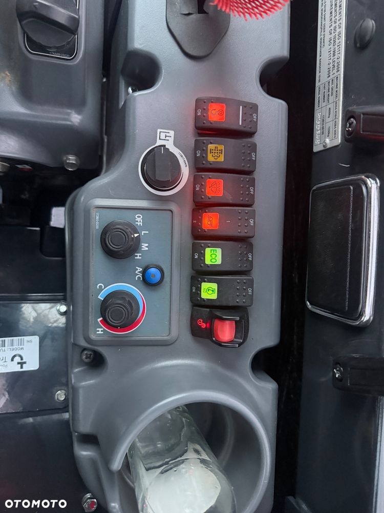 Yanmar Vio 57 - 10