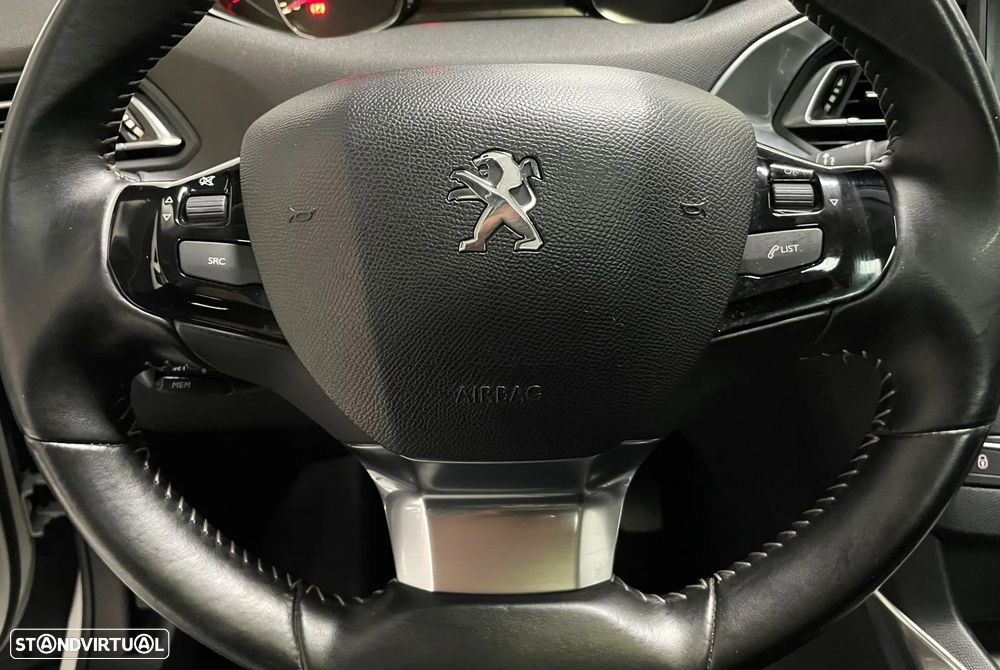 Peugeot 308 SW 1.6 e-HDi Allure J17 - 47