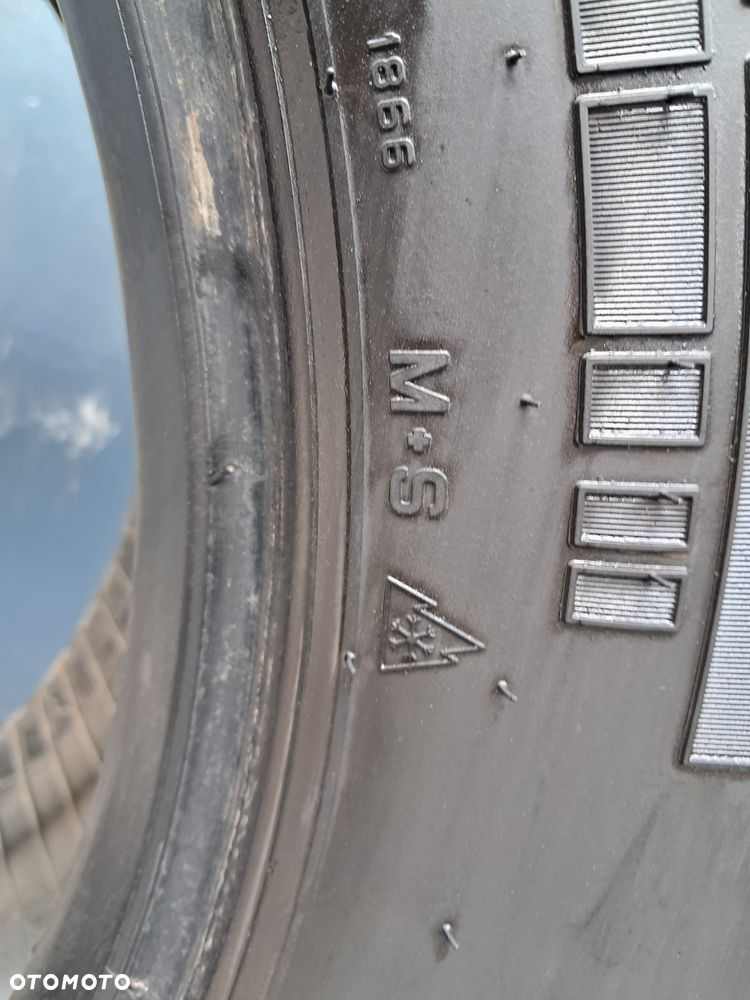 Opona Pirelli ST01 385/55r22,5(NR 43) - 5