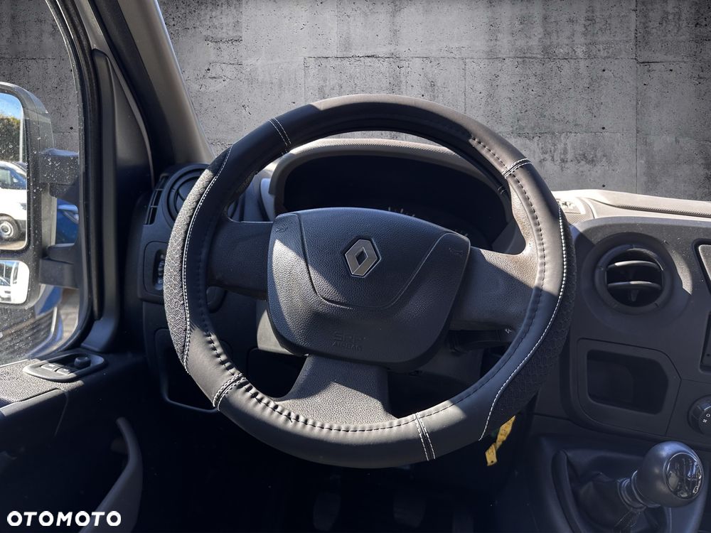 Renault Master - 22