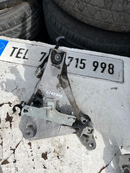 Łapa silnik wspornik lewa lewy Bmw 2.0d m47n2 - 2