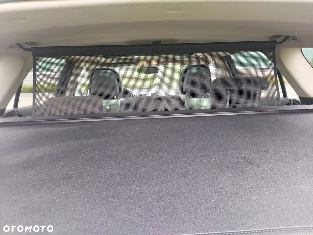 Toyota Avensis 2.0 Prestige MS - 18