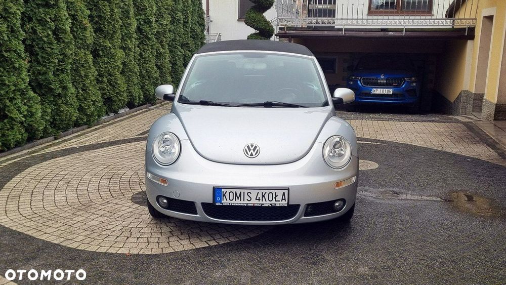 Volkswagen New Beetle - 9