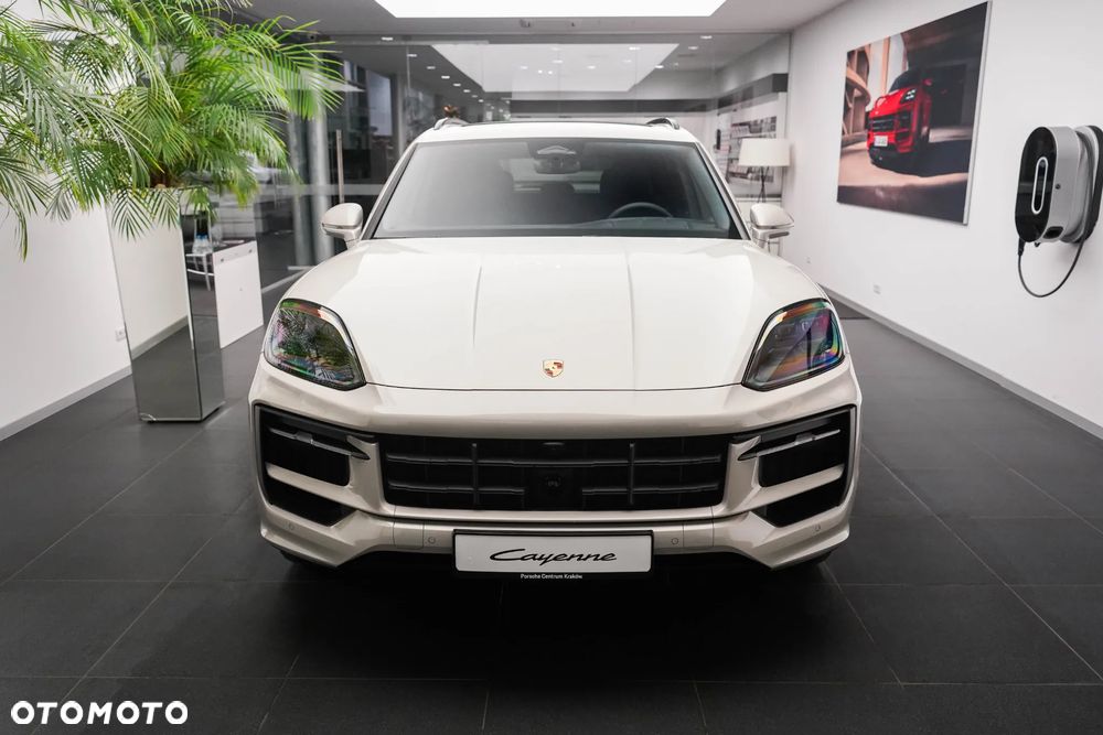 Porsche Cayenne Standard - 4