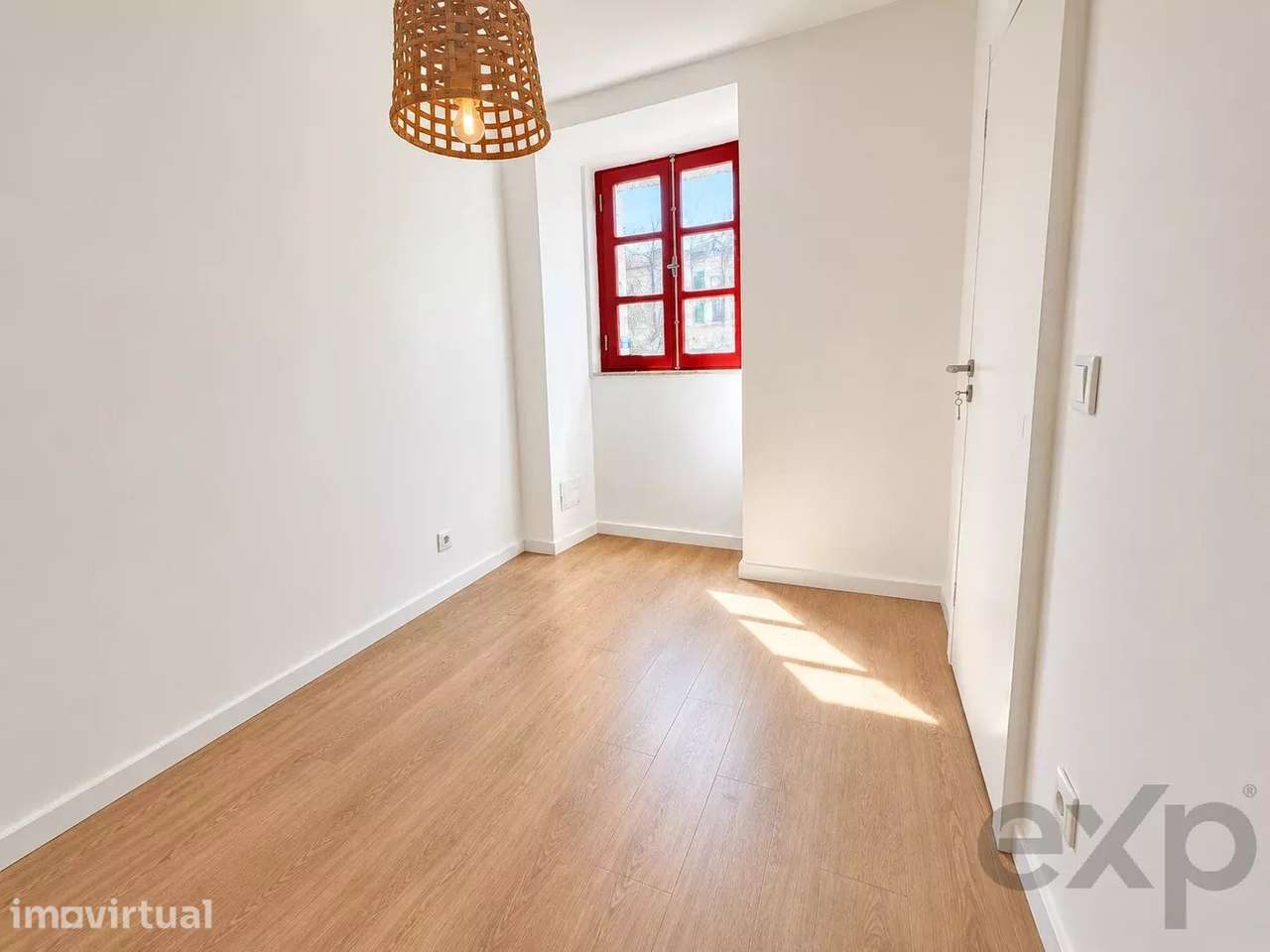 Arrenda-se apartamento T1 na Rua das Olarias n.º60, Lisboa - Grande imagem: 4/9