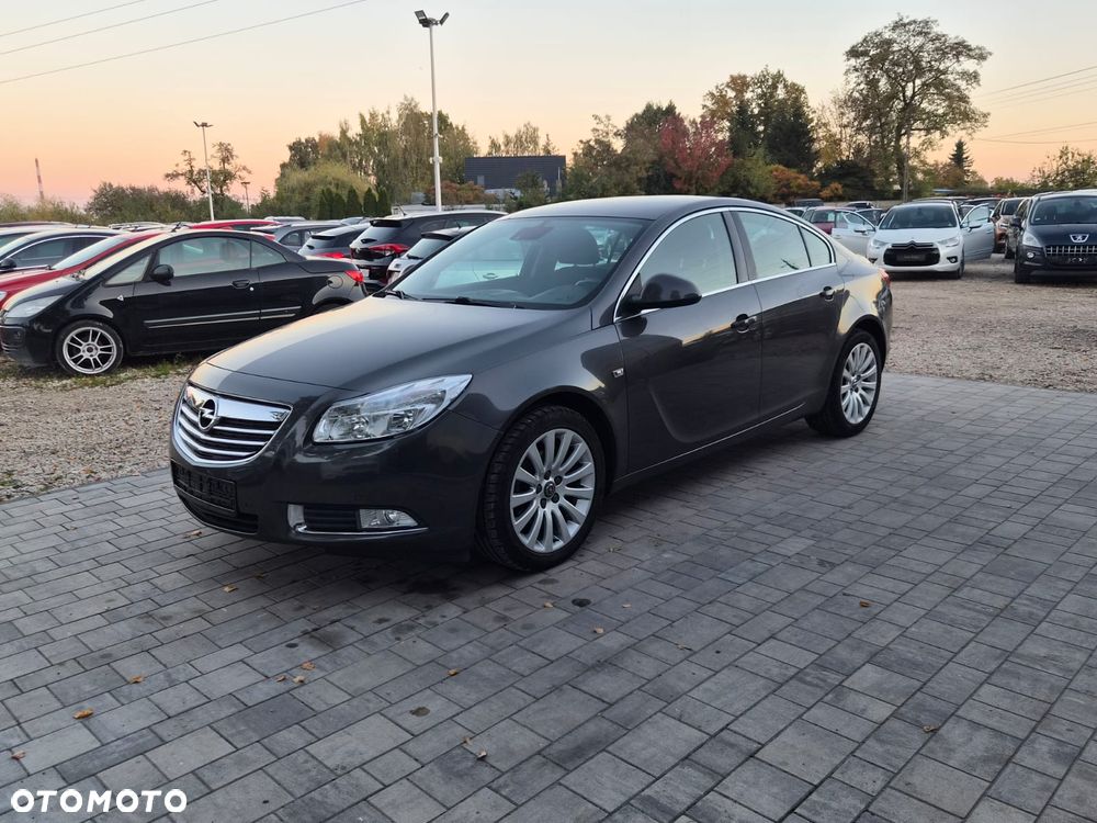 Opel Insignia 1.8 - 12