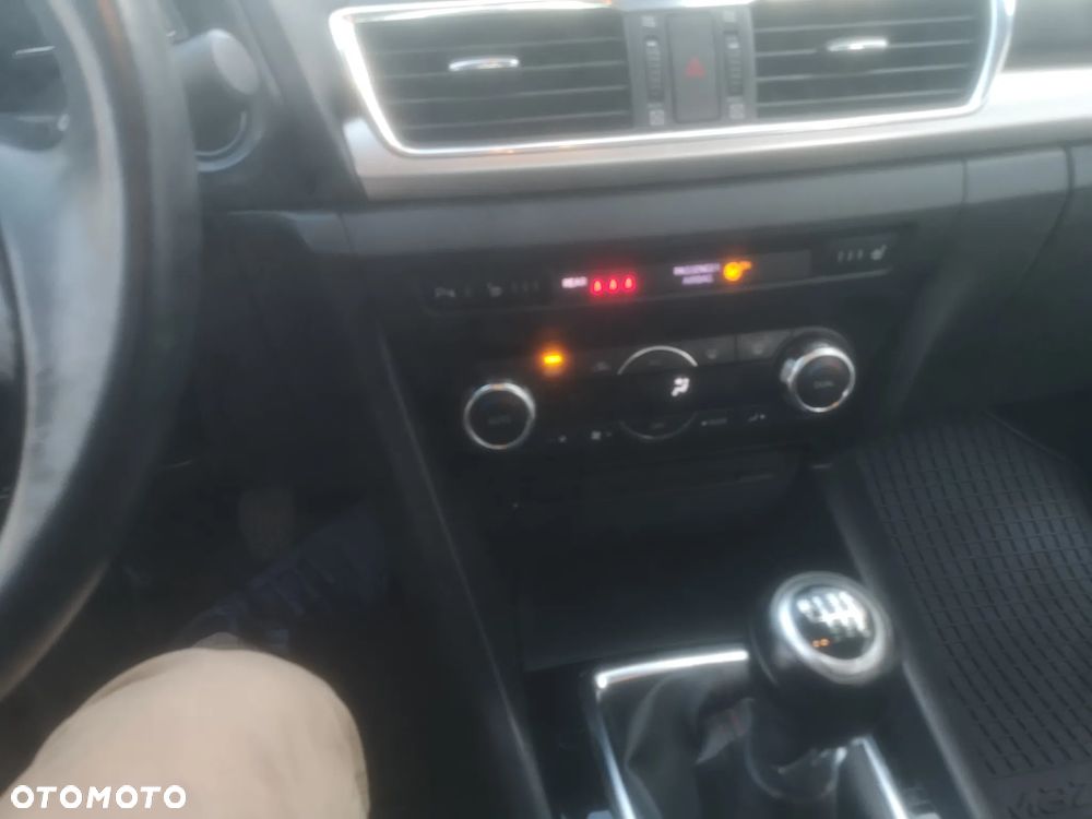 Mazda 3 SKYACTIV-G 120 Exclusive-Line - 33
