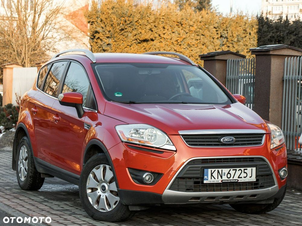 Ford Kuga 2.0 TDCi 2x4 Titanium - 3