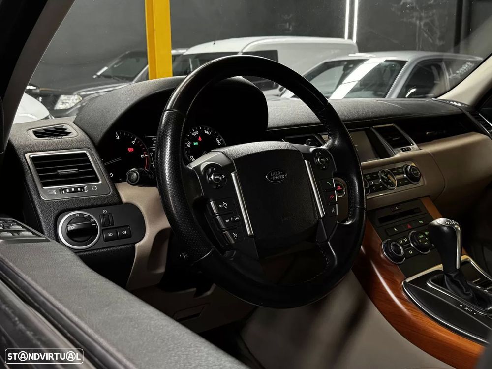 Land Rover Range Rover Sport 3.0 TDV6 HSE - 16