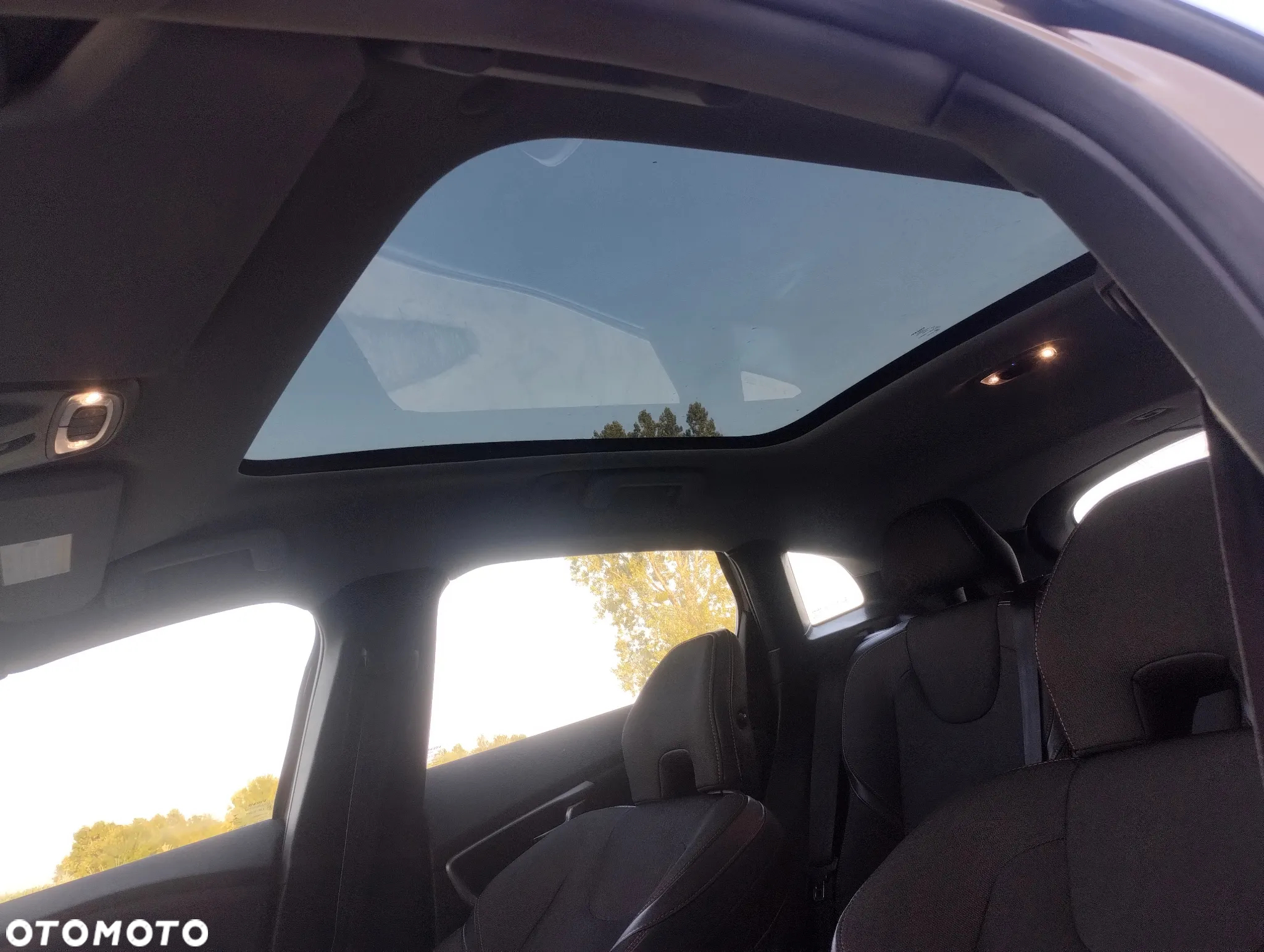 Volvo V40 Cross Country D2 Kinetic - 37