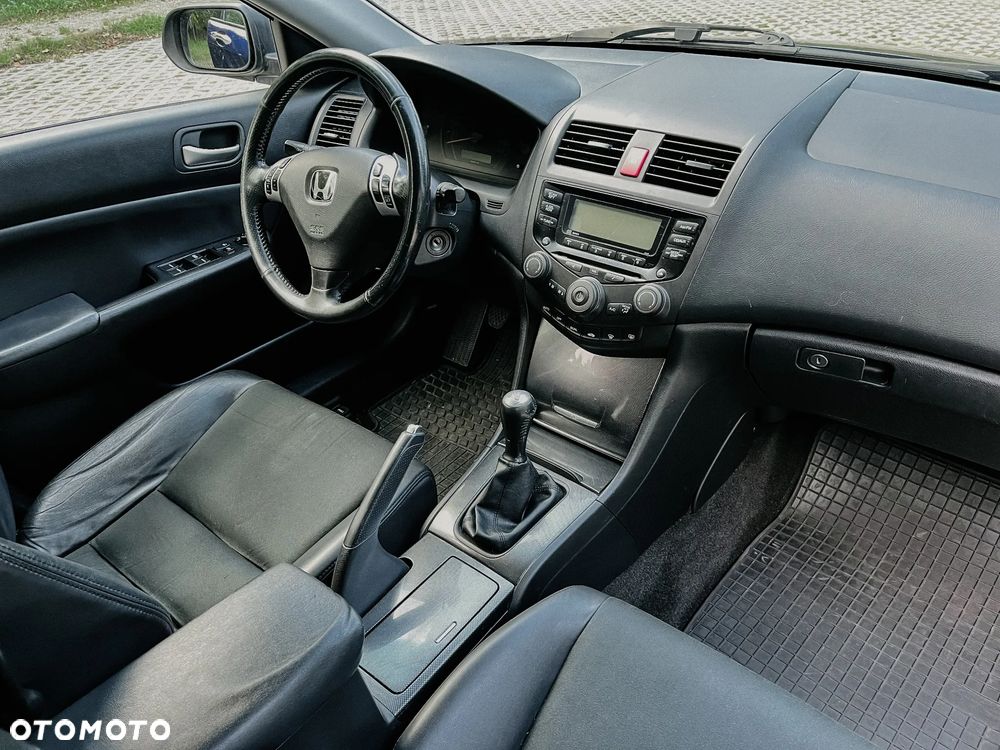 Honda Accord 2.0 i Comfort - 17