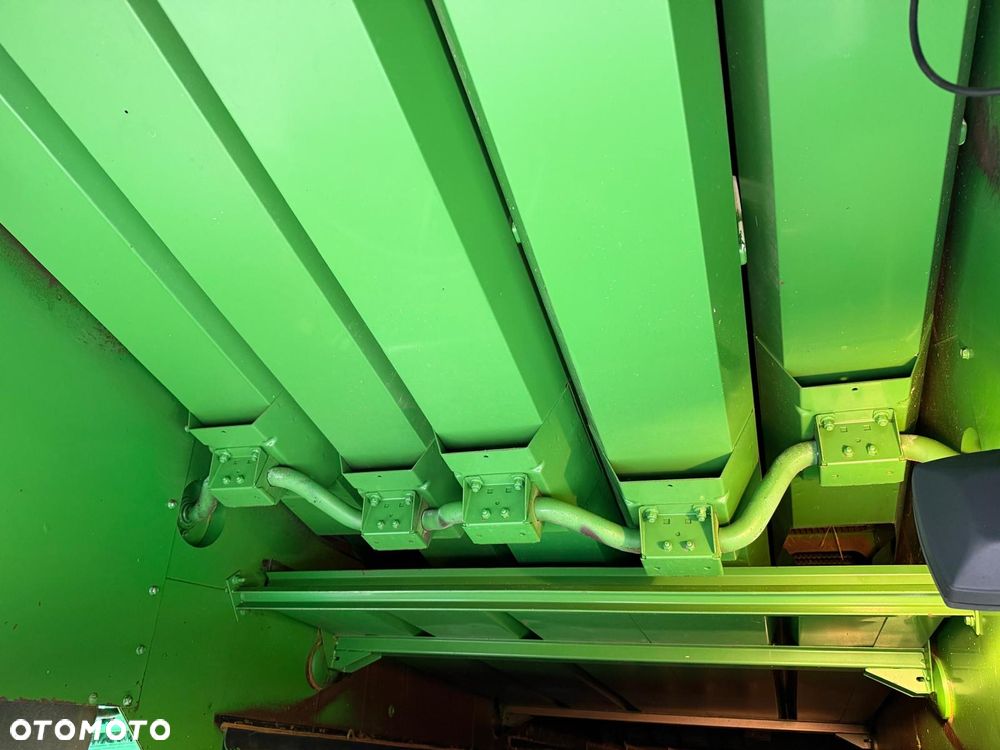 John Deere 2256 - 6