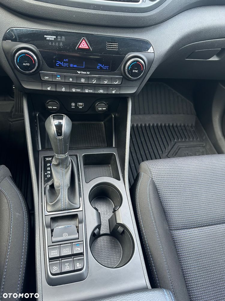 Hyundai Tucson blue 2.0 CRDi 4WD Premium - 15