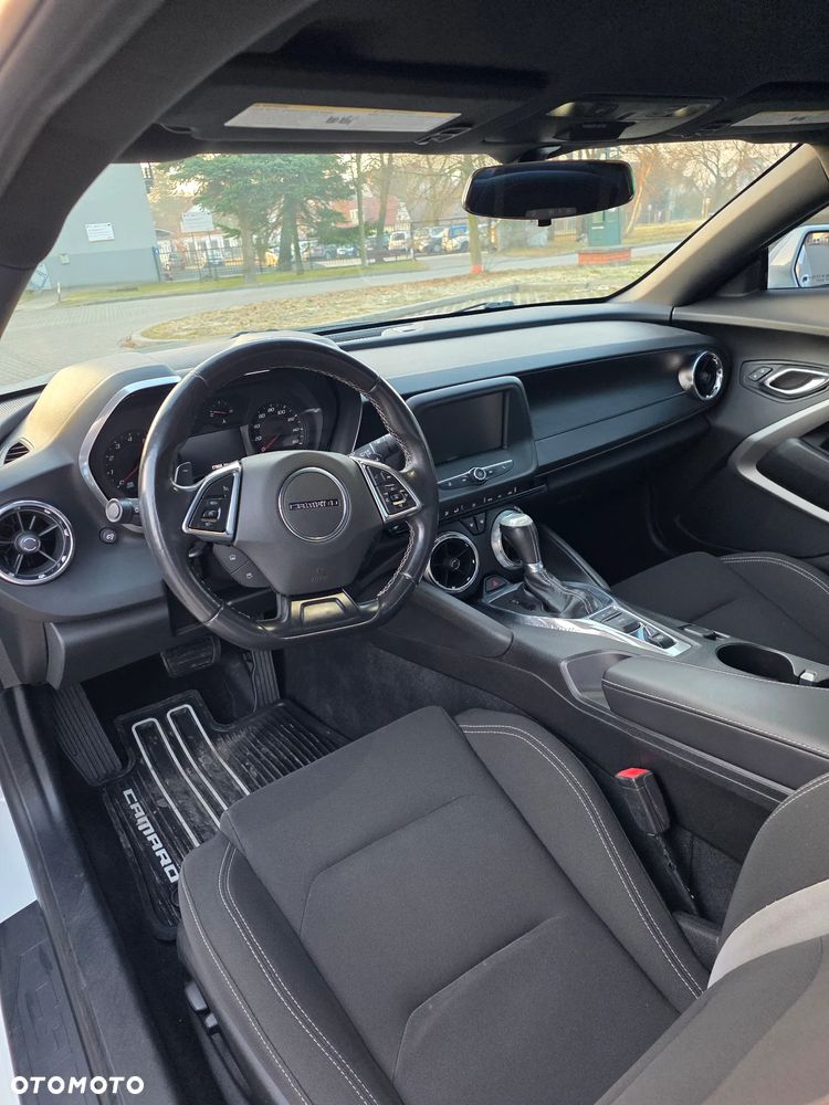 Chevrolet Camaro - 26