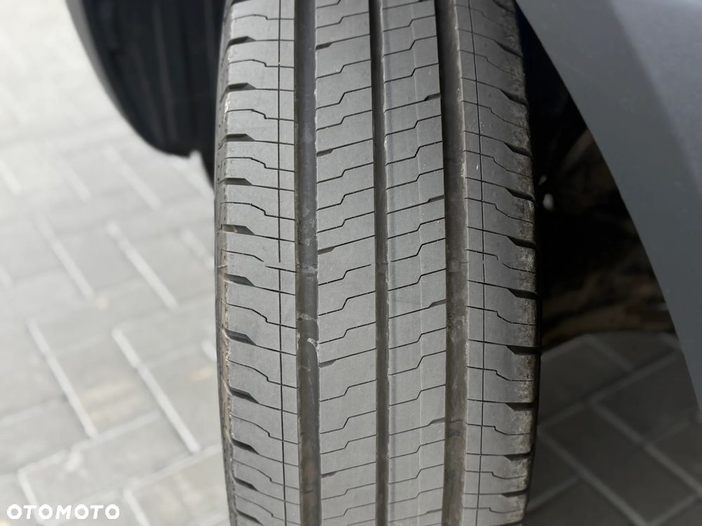 Mercedes-Benz Sprinter 315 CDI / Maxi L3 H2 / 2023 ROK Automat 9G Tronic / 185.610KM Przebieg / Reflektory LED / Zarejestrowany w PL - 19