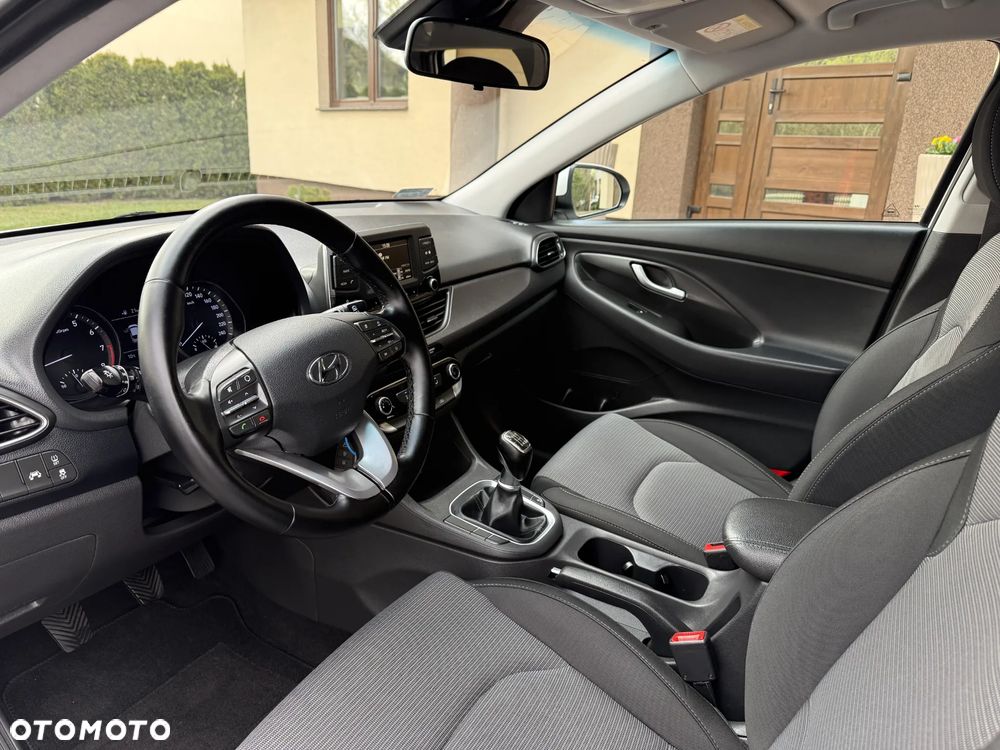 Hyundai i30 1.4 Classic + - 19