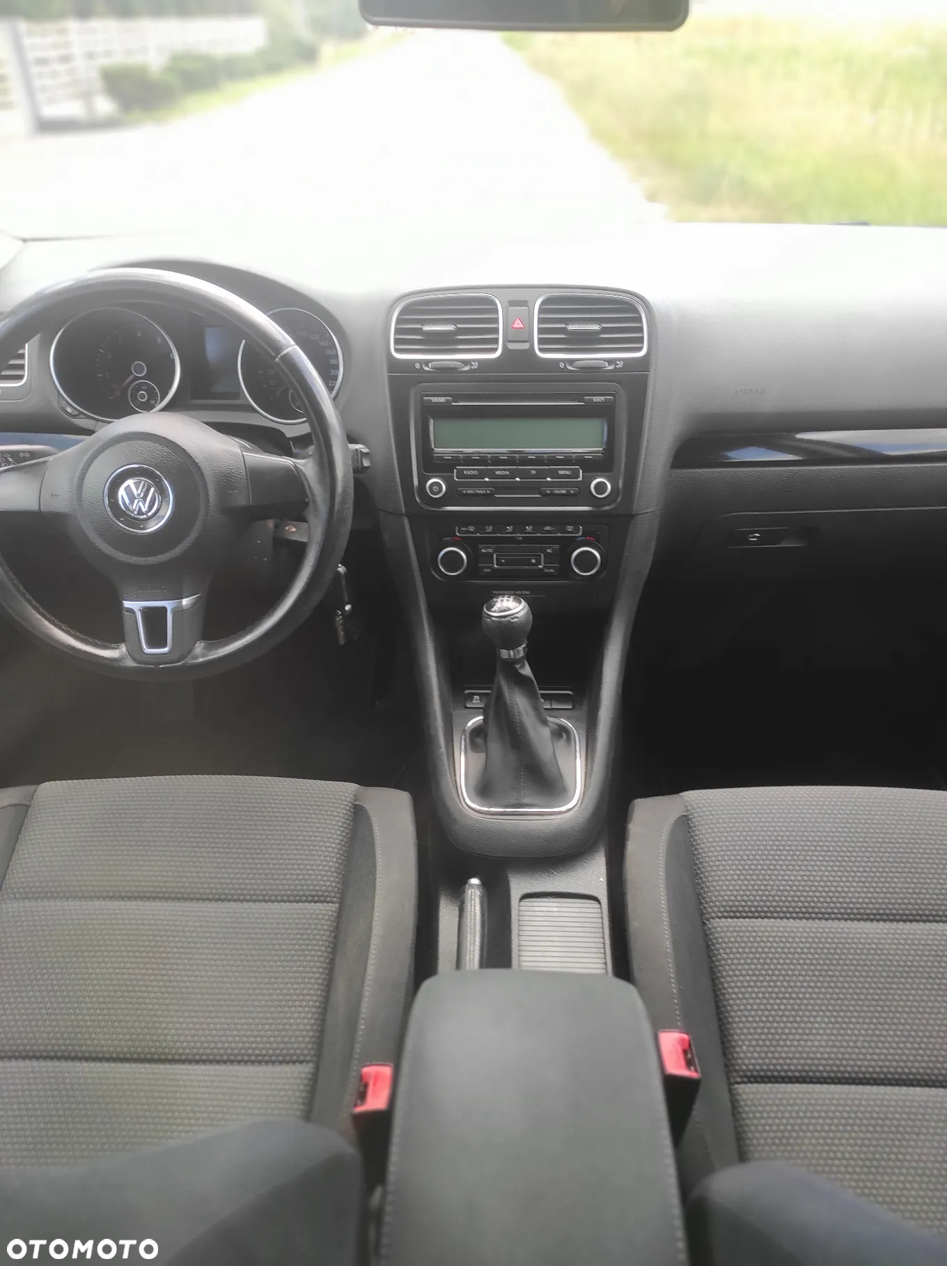 Volkswagen Golf - 10