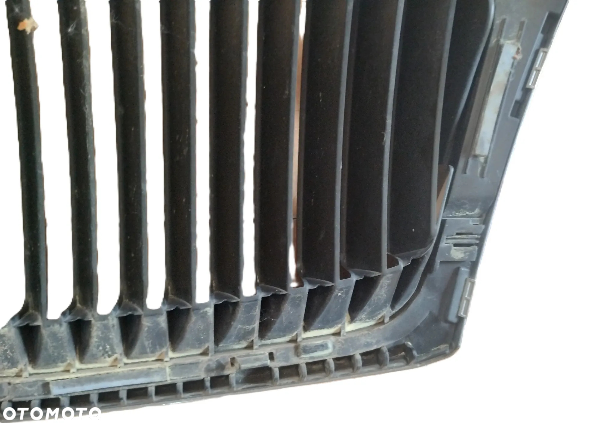 SKODA OCTAVIA II 04-13 r. GRILL ATRAPA CHŁODICY + - 5