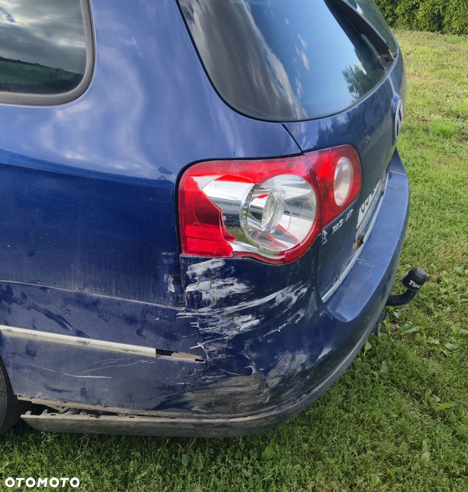 Volkswagen Passat 2.0 TDI Sportline - 9