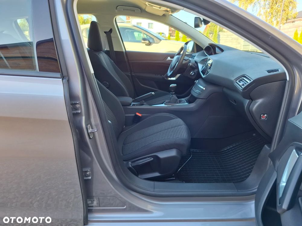 Peugeot 308 1.5 BlueHDi Active S&S - 32