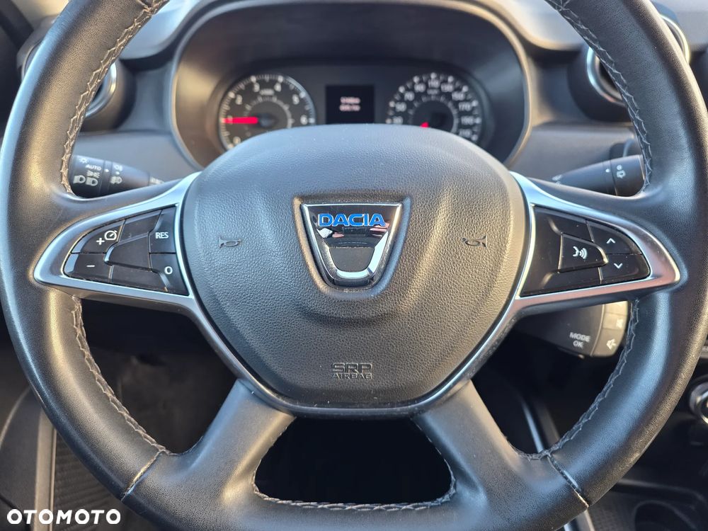 Dacia Duster 1.6 SCe Urban Explorer S&S - 25