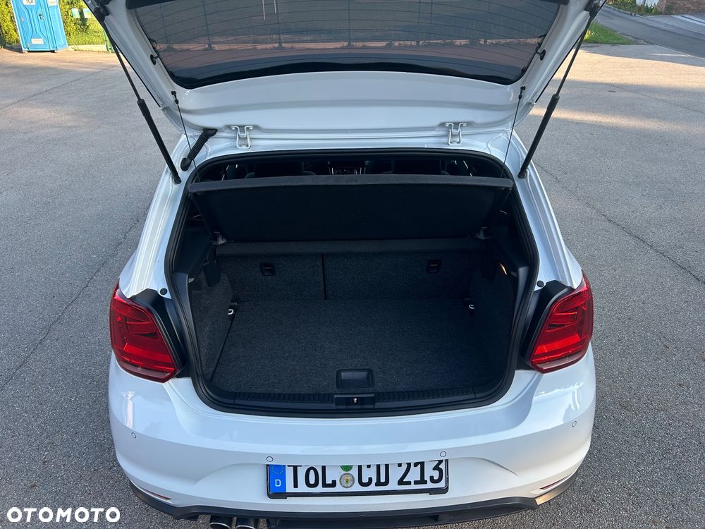 Volkswagen Polo - 13