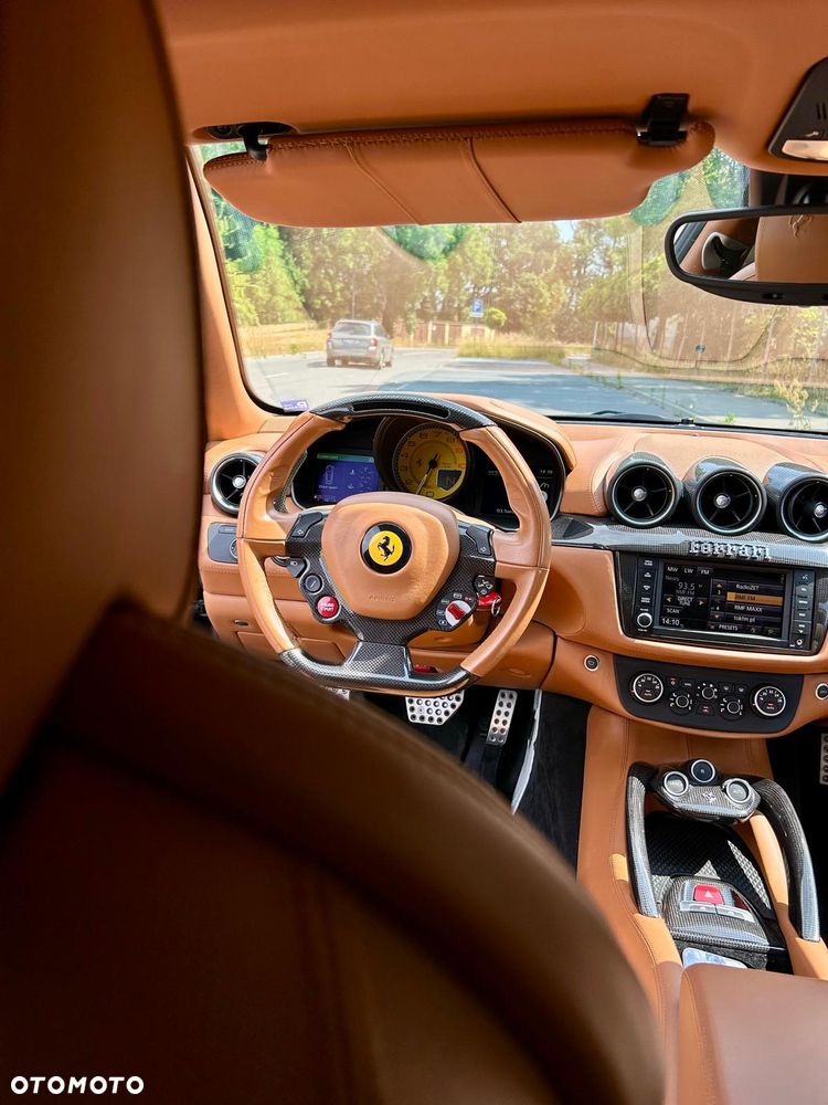 Ferrari FF - 5