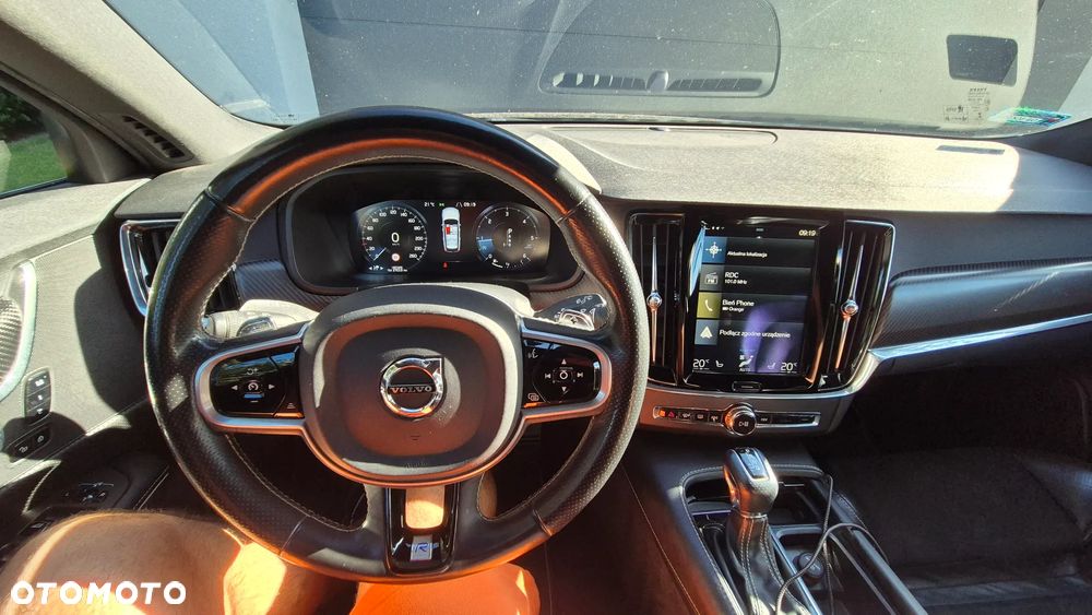 Volvo V90 D5 SCR AWD R-Design - 10